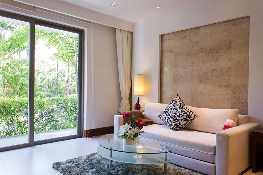 Nai Thon Beachfront Apartments Экстерьер фото